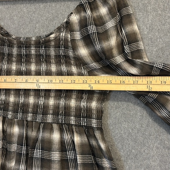 NEW Tommy Jeans | Smocked Peplum Long Sleeve Women Top Med Plaid Olive - Picture 7 of 13